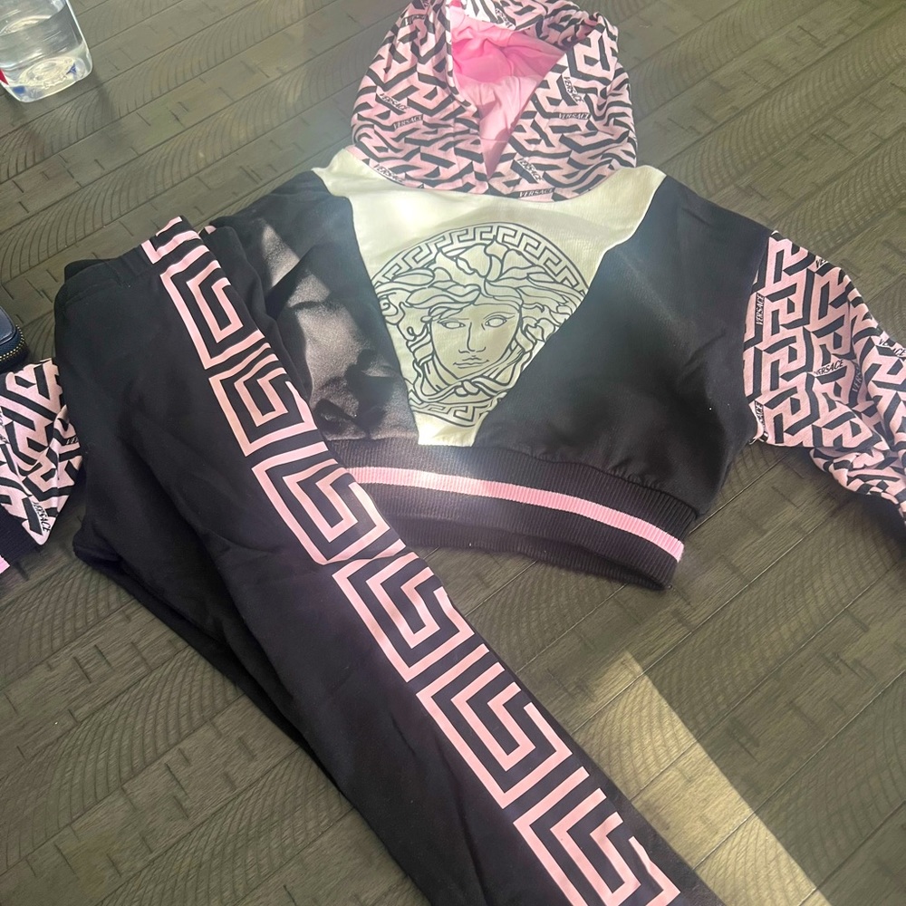 Versace,6T,Black/Pink